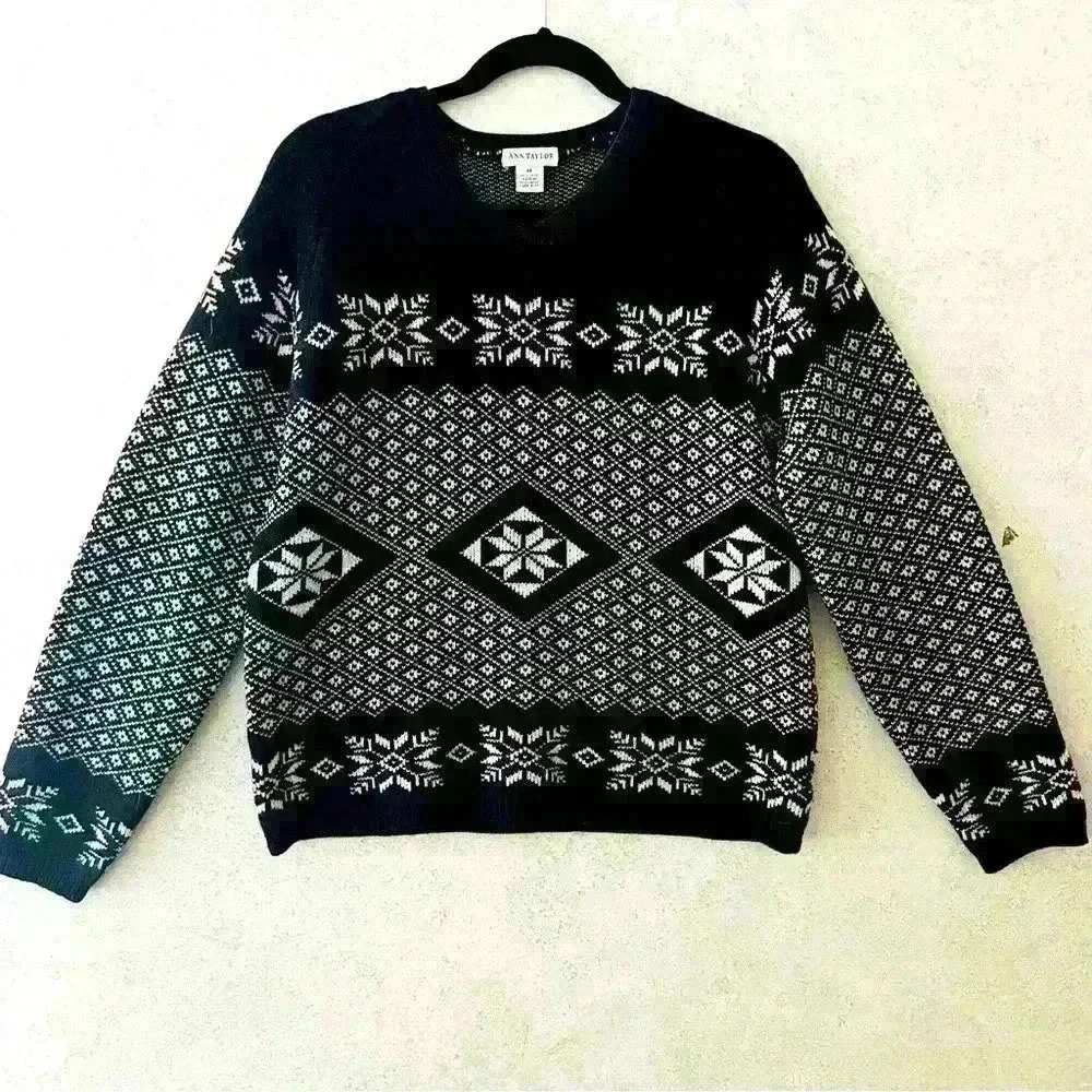 ANN TAYLOR M‎ BLACK AND WHITE PRINTED WOOL V-NECK WINTER WARM COZY HEAVY SWEATER